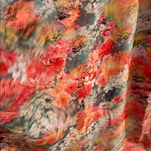 Athleta Floral Cold-Shoulder Sleeveless Top in Coral Pink Mix - Picture 2 of 3